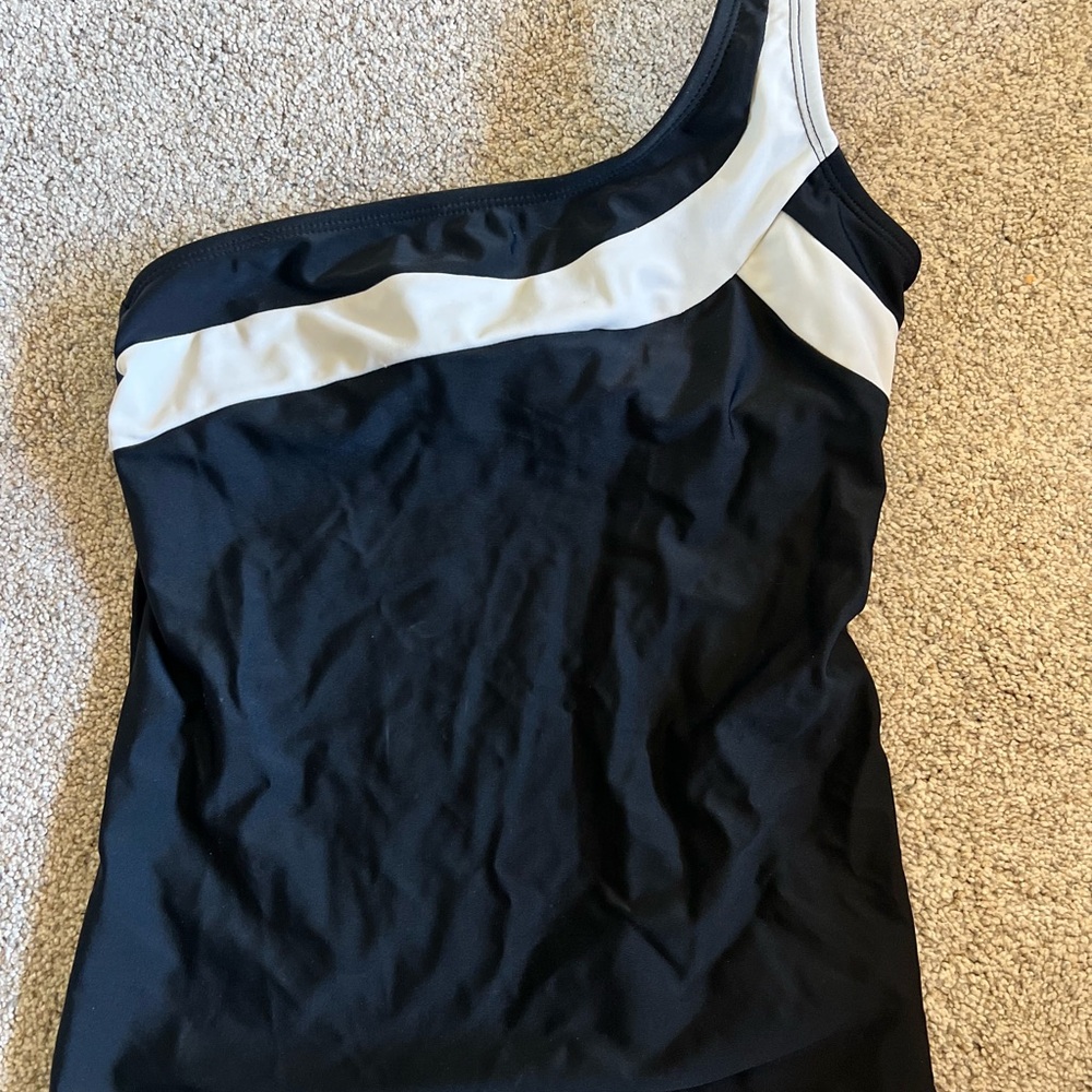 George One-Shoulder Black and White Swim Top small (4-6)